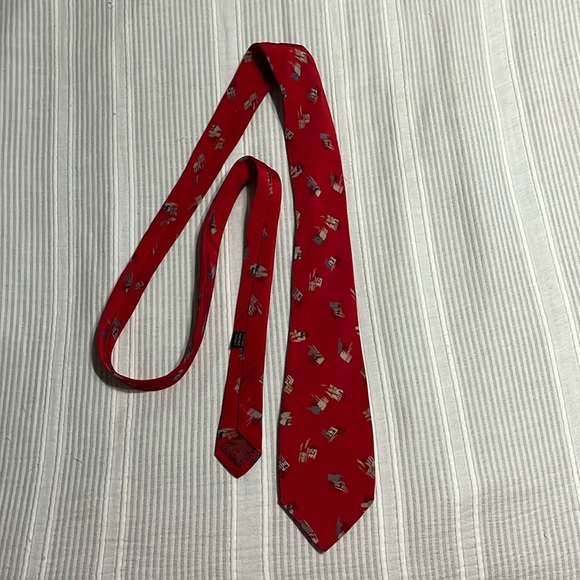 Valentino Red Patterned Men's Tie - Picture 1 of 2